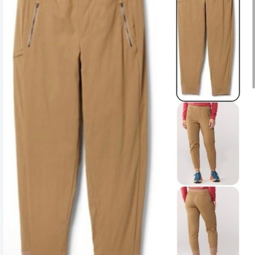 Athleta Women's Trekky north joggers with stretch.  Only worn a couple times.